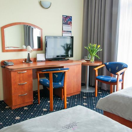 Hotel Restauracja Autos Solec Kujawski Extérieur photo