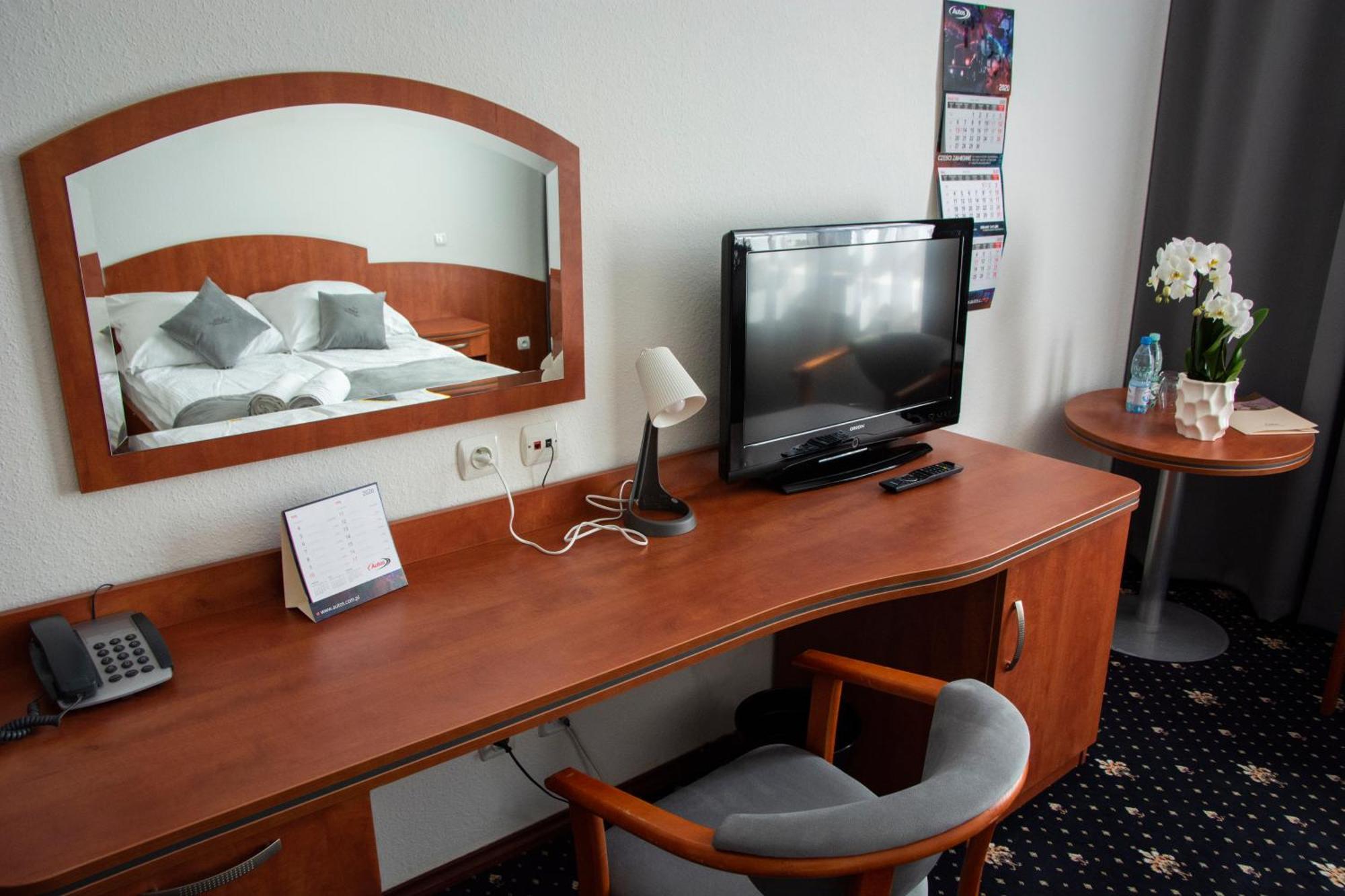 Hotel Restauracja Autos Solec Kujawski Extérieur photo